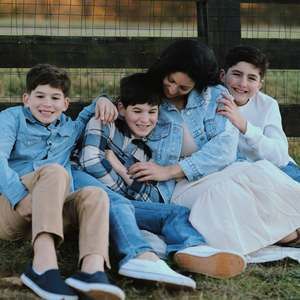 Meet your Posher, Kara